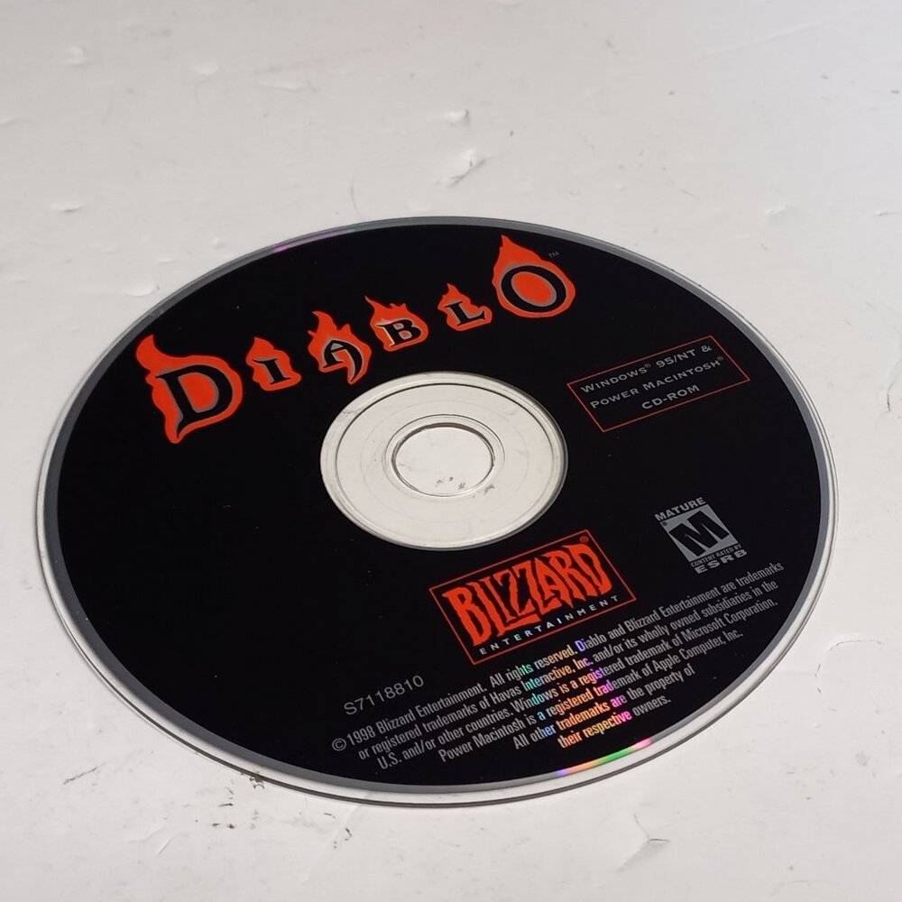 Diablo PC CD ROM Game Windows 95 Blizzard Entertainment Rated Mature 1996